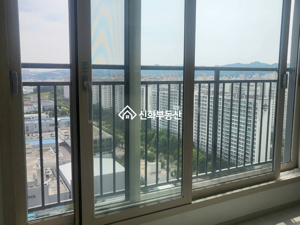 충북 청주청원구 오창읍 각리 반도유보라 74㎡ 24층 매매 매매 매물번호 10884 사진 2