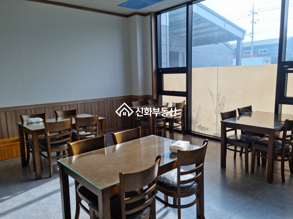 충북 청주청원구 오창읍 성재리 오창3산단 내 공장 전기800 호이스트 2기 천막동 330평 매매 매물번호 10827 사진 13