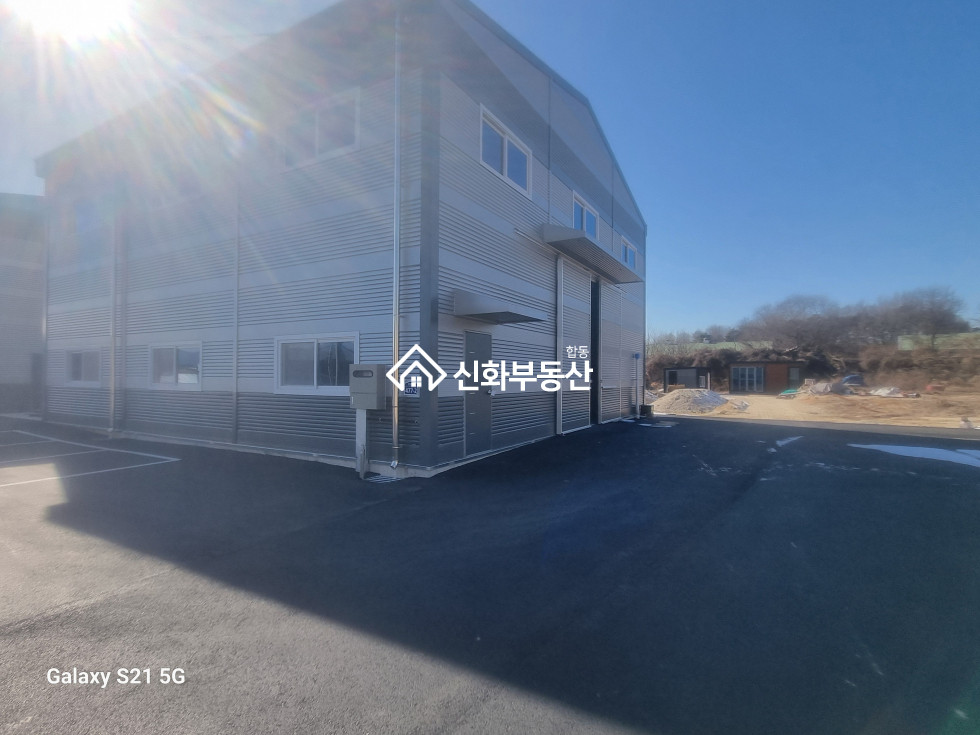 충북 청주청원구 오창읍 용두리 서오창i,c 바로 인근 /60평공장//신축 상수도 월세 매물번호 10850 사진 1